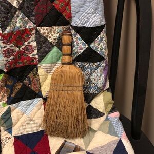 Vintage Handmade Natural Straw Brush Primitive Rustic Brown Whisk Broom